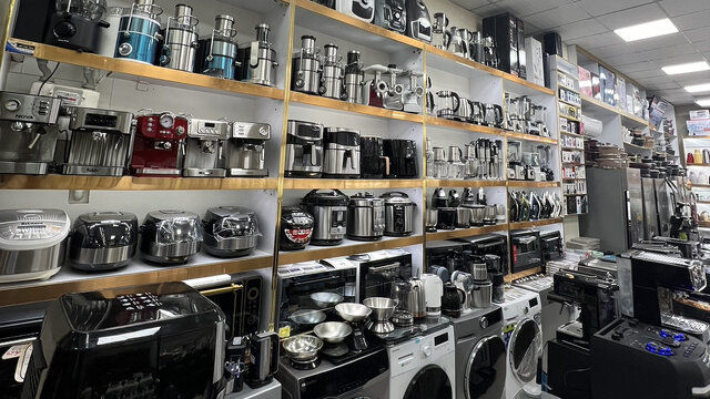 رکود در بازار لوازم خانگی/ تقاضا به پایین‌ترین سطح رسید