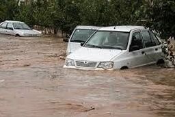 ۳۵ خانوار ایرانشهری و فنوجی در سیلاب گرفتار شدند / عکس