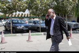 نبی: نوبت کی روش است که ما را به رستوران ببرد!