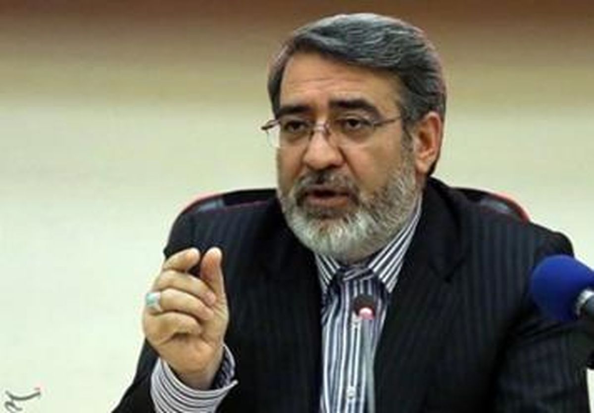 سوالات ۳ نماینده مجلس از وزیر کشور به صحن علنی ارجاع شد