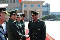 سردار دهقان از مراکز فضانوردی و نظامی چین بازدید کرد