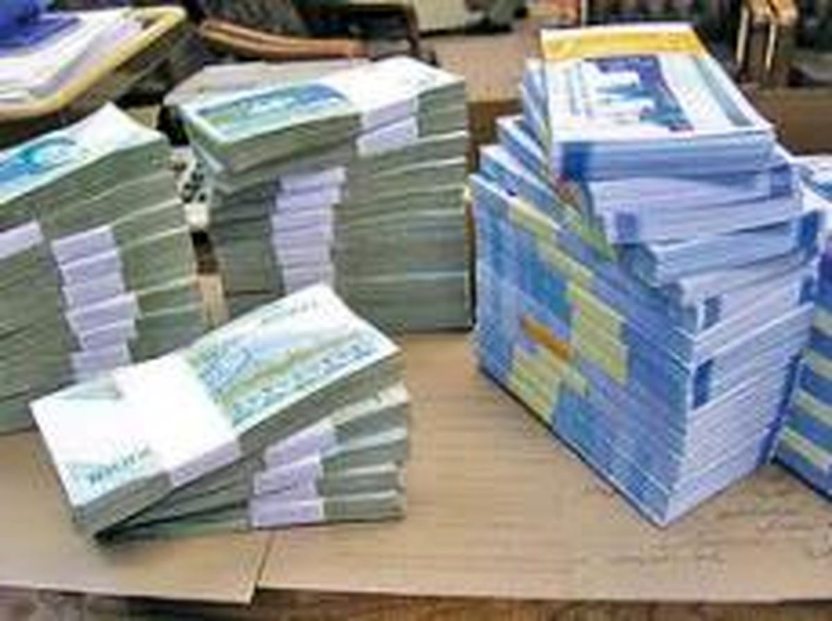 لیزینگ مسکن منتظر مجوز شورای پول و اعتبار / نامه نگاری با سیف و آخوندی