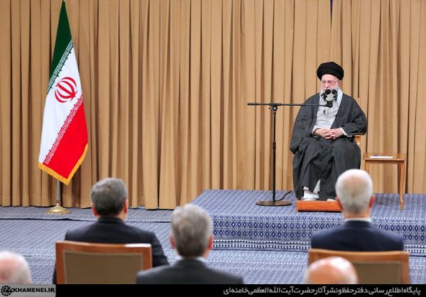 
هشدار رهبر انقلاب درباره وضعیت «نه جنگ، نه صلح»
