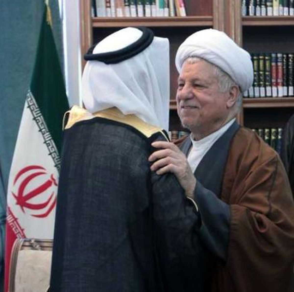 اطلاعی از تصمیم آیت الله هاشمی درباره دعوت عربستان ندارم