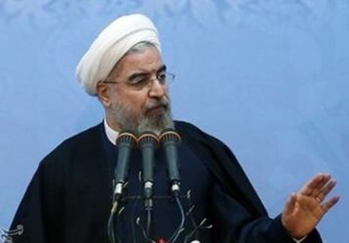 در مقابل متجاوزان به حریم ایران اسلامی قاطعانه خواهیم ایستاد