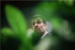 احمدی نژاد در فکر سرنوشت خود
