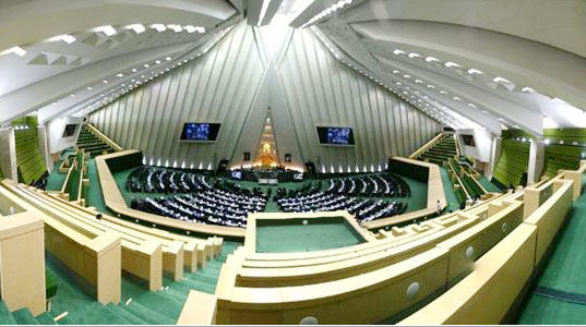 میدری نمایندگان مجلس را قانع کرد