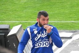 چشمی پرسپولیسی بودن خود را رد کرد