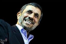 دفتر احمدی نژاد اظهارت منتسب به وی درباره دولت روحانی را تکذیب کرد