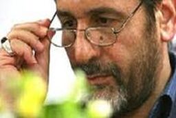 برای برخی این سوءتفاهم پیش آمده که دوره انقلاب به پایان رسیده است