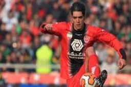 حقیقی: صادقیان جزو بهترین دوستان من است! / پرسپولیس را با هیچ تیمی مقایسه نکنید
