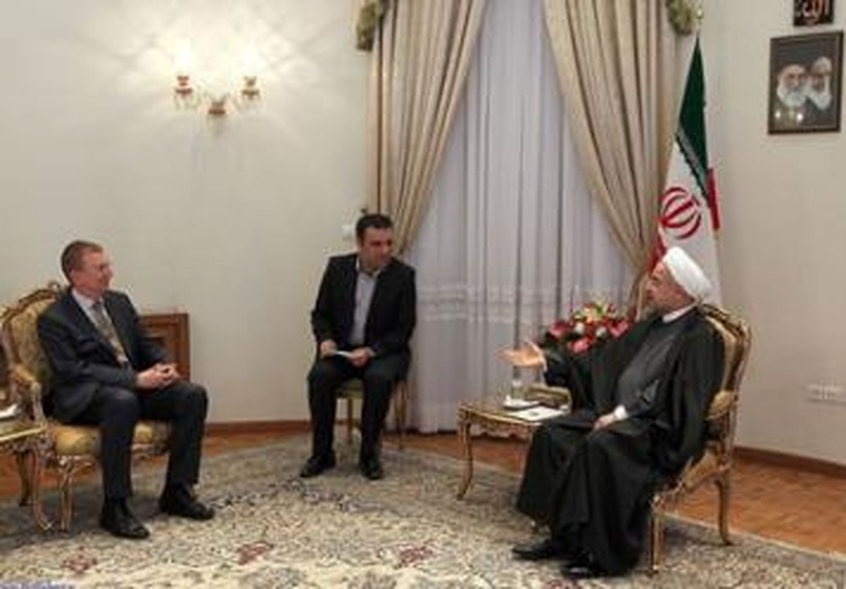 توسعه روابط با کشورهای دوست از اولویت های دولت یازدهم است