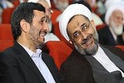 مشایی را در پستو بگذارید / ناگفته های وزیرسابق اطلاعات از دستگیری ریگی و خانه نشینی احمدی نژاد