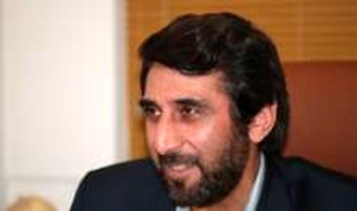 دولت از محبوبیت طلبی در موضوع هدفمندی دست بردارد / دستگاه دیپلماسی درک صحیحی از انقلاب اسلامی ندارد