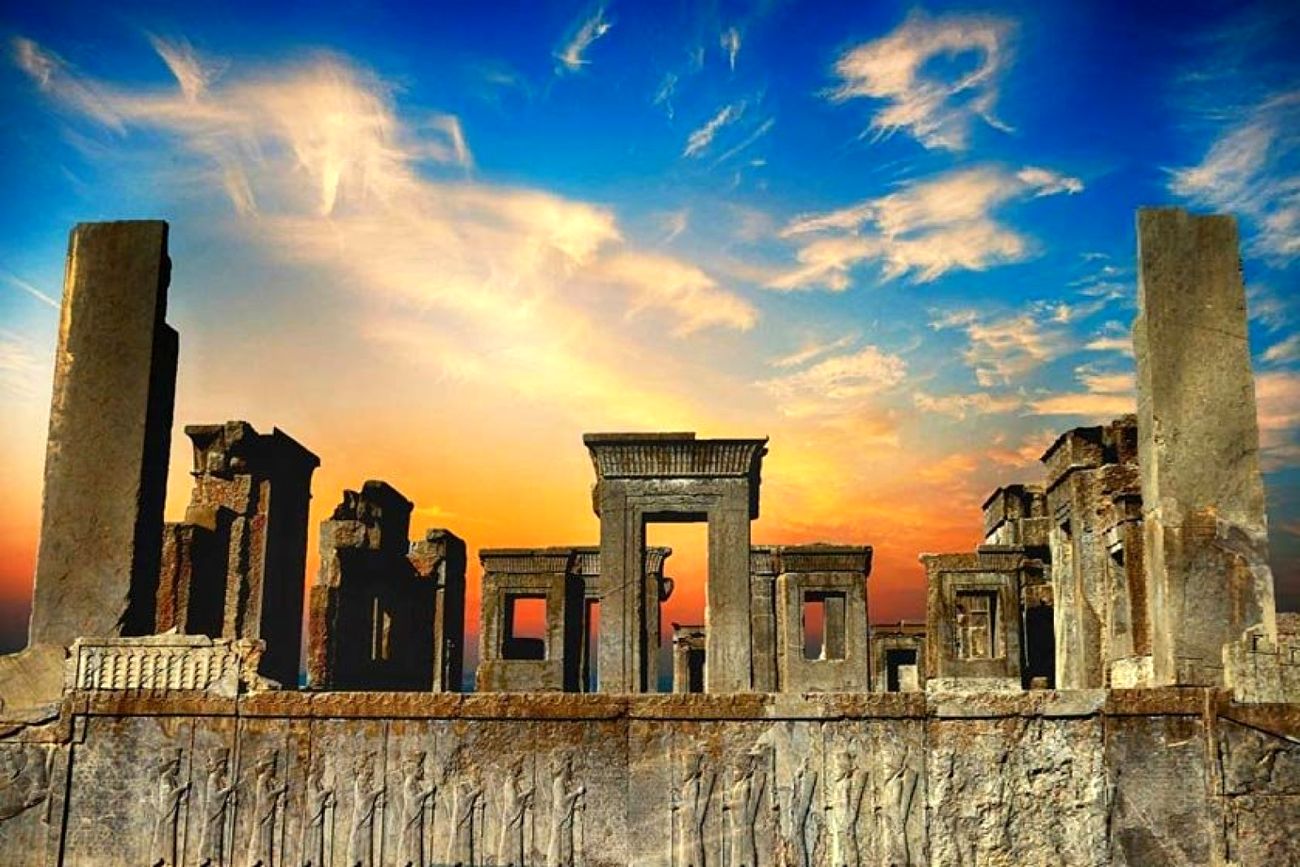 صدور سند مالکیت برای تخت جمشید