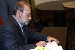 لاریجانی حکم فعالیت اعضای هیئت تفحص از سازمان جنگل ها را ابلاغ کرد