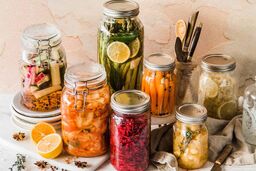 جلوگیری از کپک زدن ترشی با 8 راهکار تضمینی