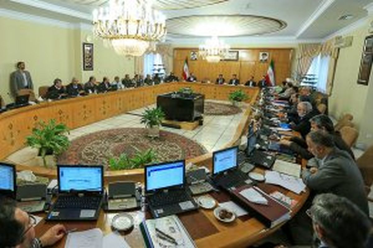 مجوز ویژه دولت به ۱۳ دیپلمات ایرانی