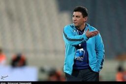 افجه ای: قلعه نویی باید سرمربی استقلال بماند