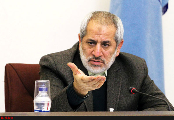 فرشته تنگستانی قبل از تشکیل پرونده قضایی از کشور خارج شد