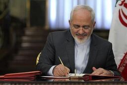 ظریف سالروز خروج اشغالگران ازجنوب لبنان را به همتای لبنانی خود و دبیر کل حزب الله تبریک گفت