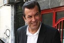 با آبرویم بازی شده / من بازداشت نشده ام