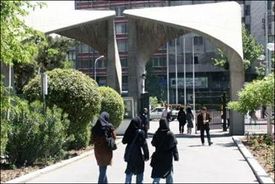 نقش دانشگاه‌ها در تجربه‌آموزی و ارائه راهکار برای حل مشکلات