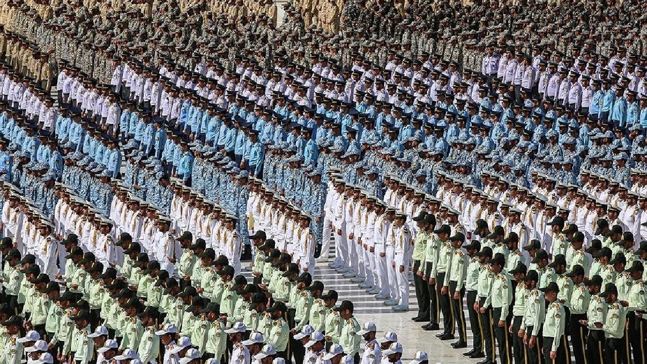 
فراخوان مشمولان اعزامی پایه خدمتی آذر ۱۴۰۴
