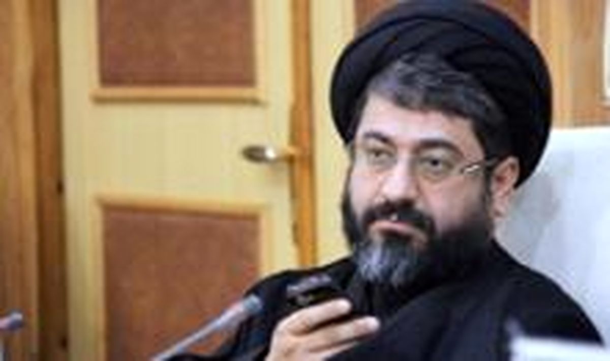 مرکز تنظیم و نشر آثار امام(ره) باید از افراد دارای اغراض سیاسی پاک شود