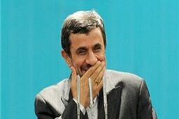 احمدی نژاد: سکوت را نشانم دهید تا بشکنم!
