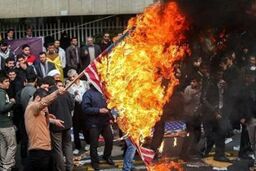 راهپیمایی نمازگزاران تهرانی در محکومیت قطعنامه ضد ایرانی اتحادیه اروپا