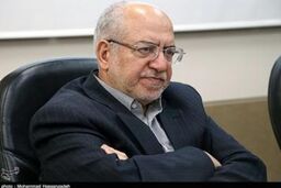 نعمت زاده: خروج محصولات پتروشیمی از بورس کالا صحت ندارد