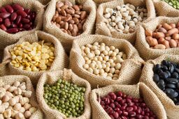 روش نگهداری از حبوبات در خانه به مدت طولانی