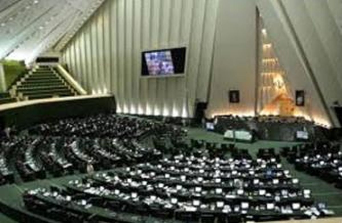 انتخاب عضو ناظر مجلس در هیأت امنای موسسه آموزشی - تحقیقاتی صنایع دفاعی