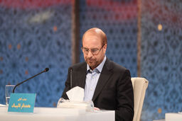 قالیباف به نفع رئیسی از انتخابات انصراف داد