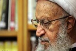 مسئولان فشار سنگین مشکلات اقتصادی را از دوش مردم بردارند
