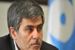 نباید به تضییع کنندگان حقوق ملی مان لبخند بزنیم