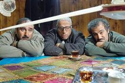 سیروس مقدم: میهمان ناخوانده مردم هستم