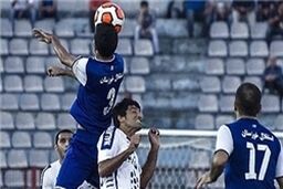 دروازه‌ بان استقلال دربی را از دست داد