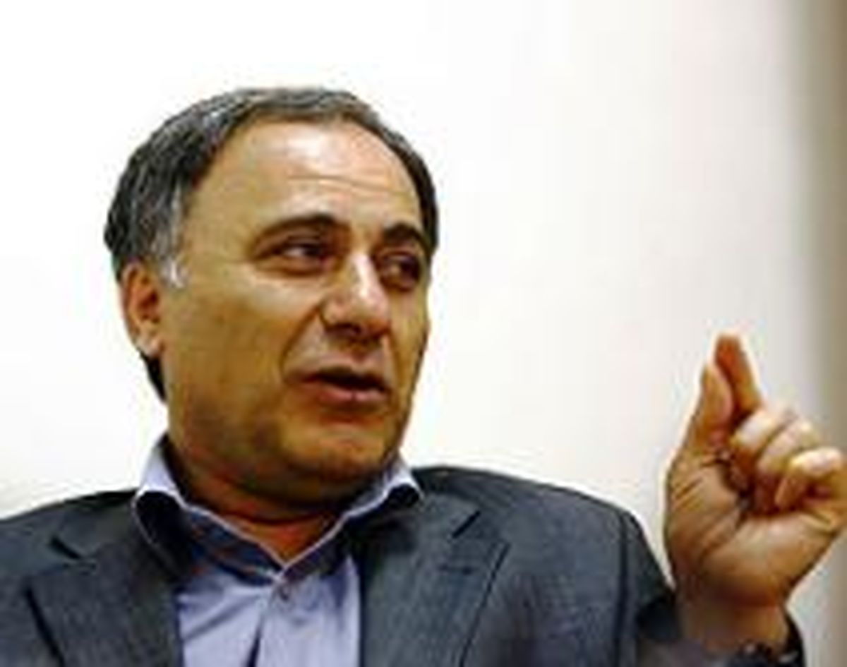 بخش خصوصی ۳۰ میلیارد به پرسپولیس تزریق کرد / قراردادها شفاف خواهد بود